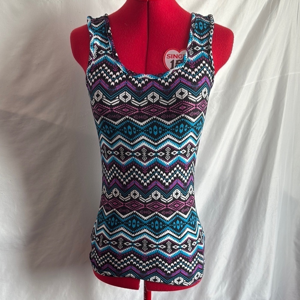 Ardene Black and White Fitted Tank Top SM15